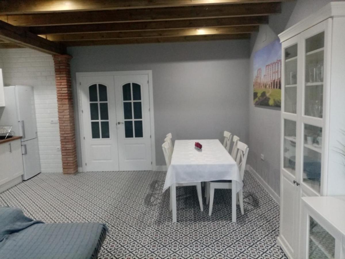 Casa Rural La Plata Aljucén Eksteriør bilde